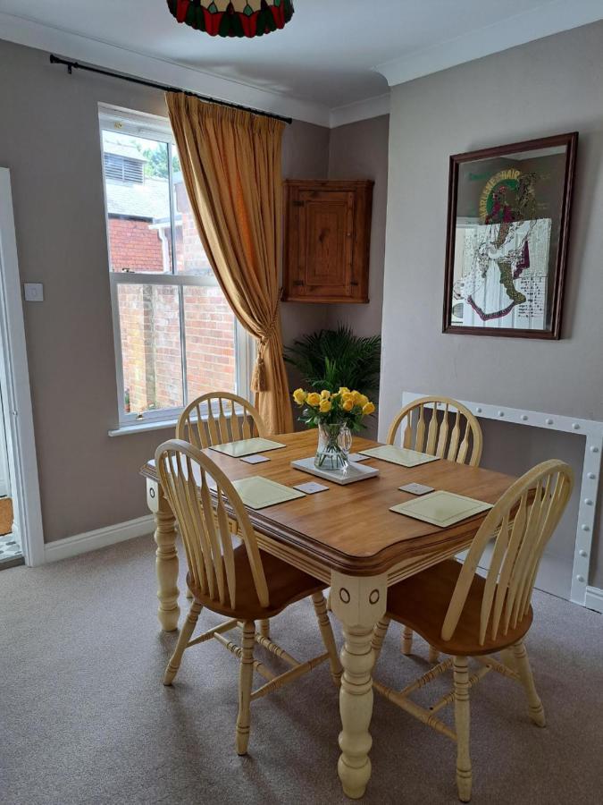Character Beverley Town House Экстерьер фото